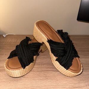 Universal Thread (Target) Platform Heel with Memory Foam